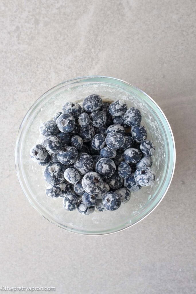 Blueberries coated in flour