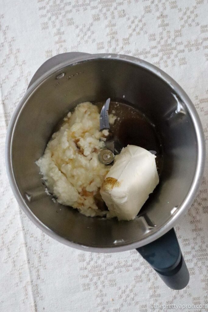 Ingredients in a thermomix