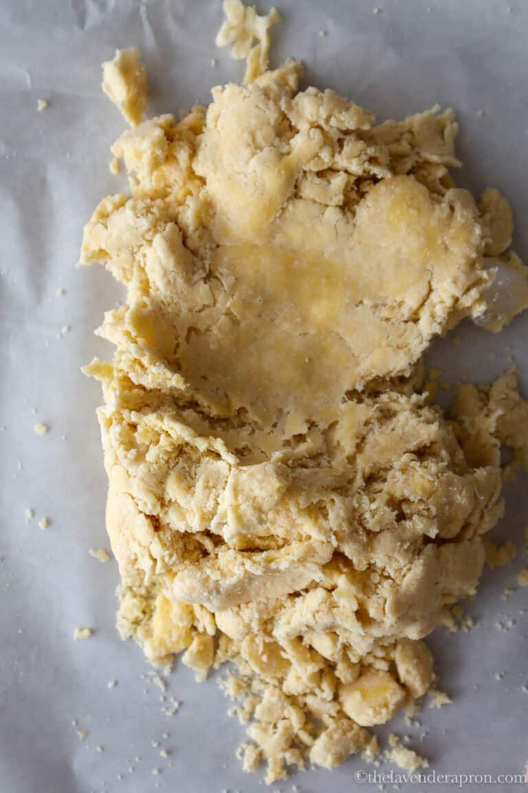 How to Make Pie Crust Without a Food Processor (Classic Pâte Brisée ...